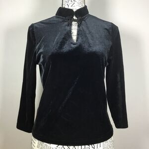Black velvet top frog closure keyhole stand collar elegant classy sz XS/S